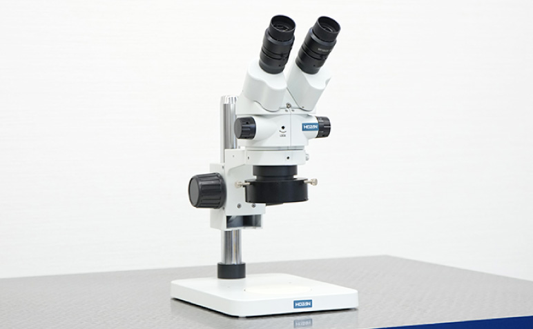 実体顕微鏡（ズーム型）